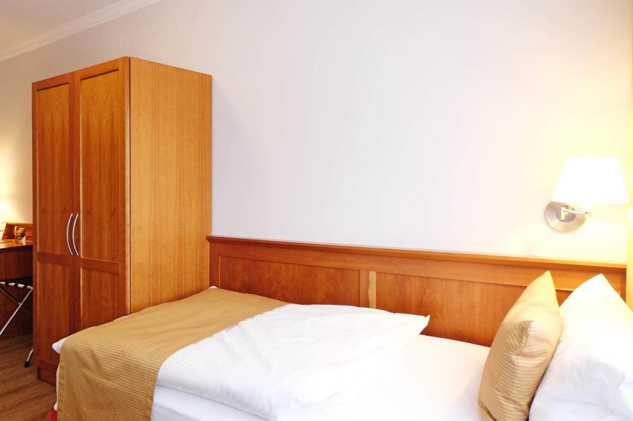 Hotel Mennicken 부르셀렌 외부 사진