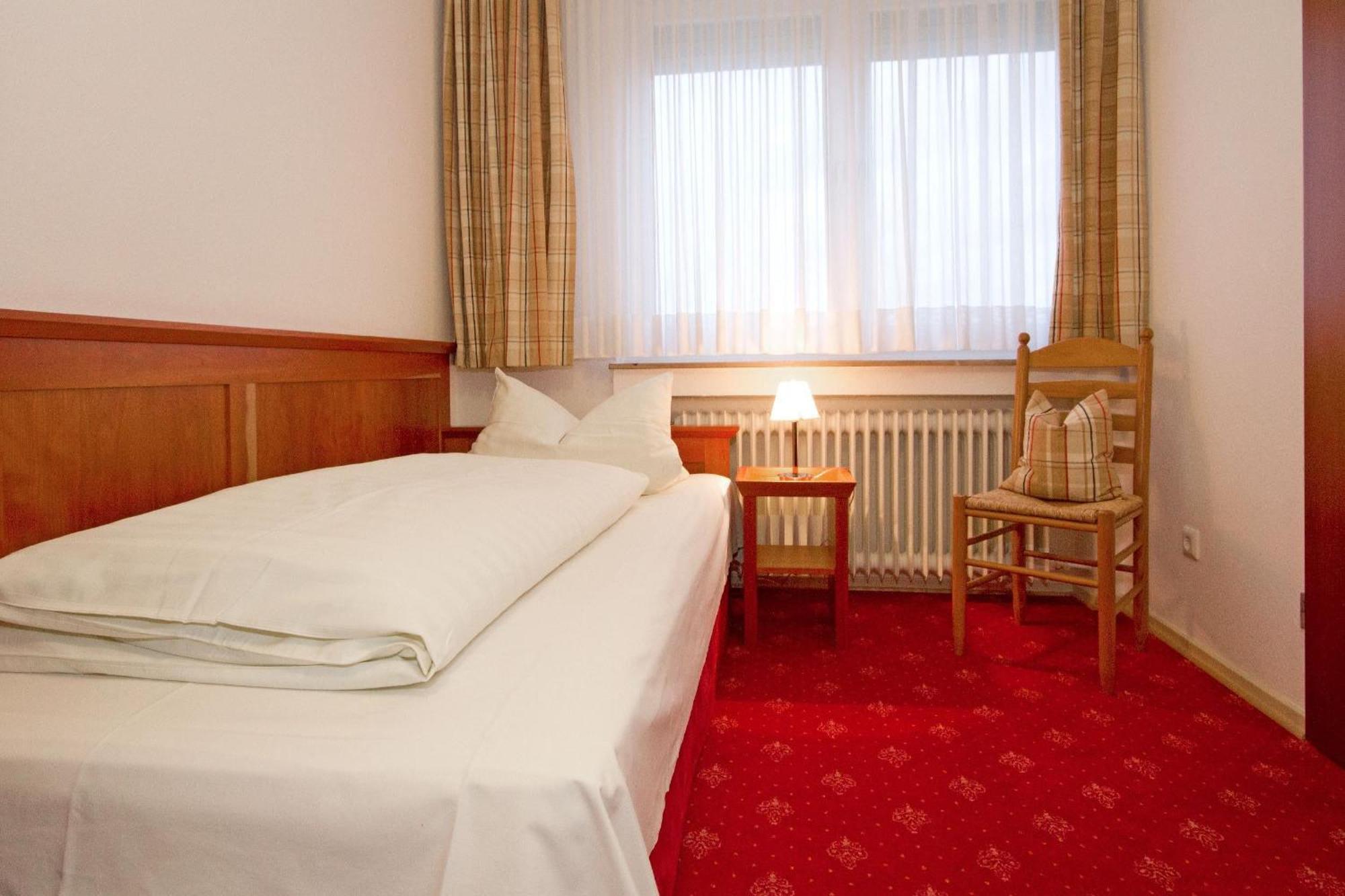 Hotel Mennicken 부르셀렌 외부 사진